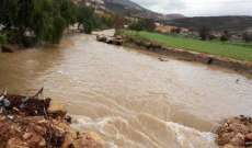 النشرة: فيضان نهر الزهراني نتيجة تدفق الأمطار في مجراه