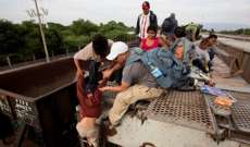 سلطات المكسيك: العثور على 89 مهاجراً غير شرعي داخل شاحنة جنوب البلاد
