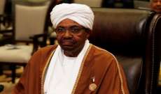 وضع الرئيس السوداني تحت الاقامة الجبرية واعتقال اعضاء من الحزب الحاكم