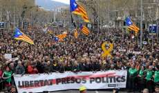 ناشطون مؤيدون لاستقلال كتالونيا يحتجون على اعتقال الرئيس السابق للإقليم