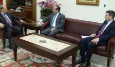 الرئيس عون استقبل وزير الإقتصاد وسفير لبنان في الأوروغواي