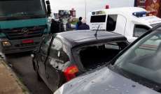 النشرة:  4 جرحى في حادث سير بين شاحنة وسيارة في الرميلة شمال صيدا