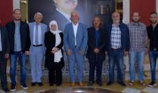  الحريري استقبلت حمد والمطران كفوري ووفد مجلس علماء فلسطين وشخصيات مهنئة