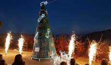 وقفة تضامنية مع القدس في اضاءة شجرة الميلاد في مشغرة