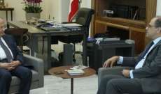 الرئيس عون عرض العلاقات بين لبنان وصندوق النقد الدولي مع ازعور