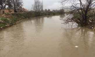 النشرة:ارتفاع منسوب المياه في نهري الليطاني والغزيل نتيجة هطول الأمطار
