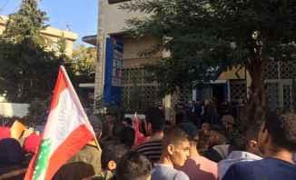 النشرة: تظاهرة طلابية في دورس وأخرى في مدينة بعلبك