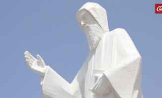 فاريا تحتضن أطول تمثال للقديس شربل بالعالم... وهذه هي قصته! 