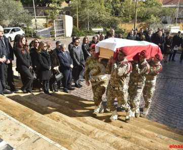 مراسم دفن النائب السابق اللواء إدغار معلوف