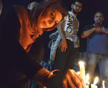 اضاءة شموع عن روح علاء ابو فخر وإطلاق 17 منطادا في صيد