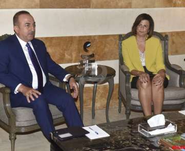 لقاء ريا الحسن مع وزير الخارجية التركي