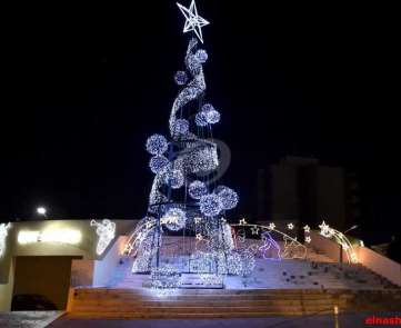 زينة الميلاد في بعض المناطق في العاصمة بيروت