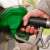 انخفاض سعر صفيحتَي البنزين 11000 ليرة وقارورة الغاز 20000 ليرة واستقرار سعر المازوت
