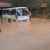 الدفاع المدني: انقاذ 23 تلميذاً احتجزوا داخل باص مدرسي عند مصبّ نهر الكلب بسبب غزارة السيول