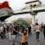 رئيس الوزراء العراقي يعلن حظر تجوال كاملا في بغداد اعتبارا من الخامسة صباحا حتى إشعار آخر