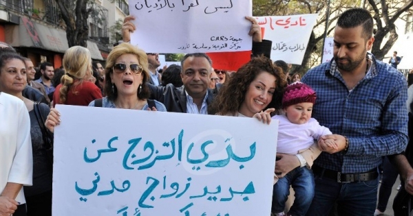 الزواج المدني في لبنان بين فتاوى التحريم وحرية الاختيار