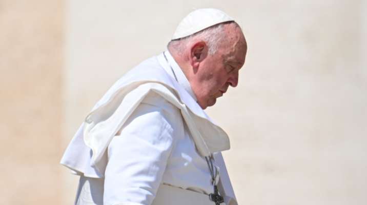 الفاتيكان: البابا فرنسيس سيخضع لعملية جراحية الأربعاء لتجنب إصابته بانسداد معوي