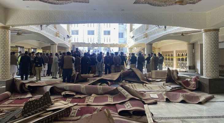 ارتفاع حصيلة ضحايا تفجير مسجد بيشاور في باكستان إلى 83 قتيلا