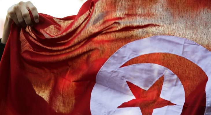 الرئاسة التونسية: إعداد دستور جديد لتونس وتنظيم إستفتاء عام عليه في 25 تموز المقبل لإقراره