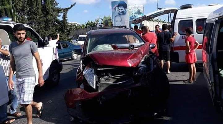 النشرة: جرحى نتيجة حادث سير على اوتوستراد انصار - الجنوب