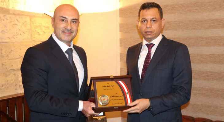مدير عام أمن الدولة بحث مع وزير الأمن العراقي في التعاون الأمني بين البلدين