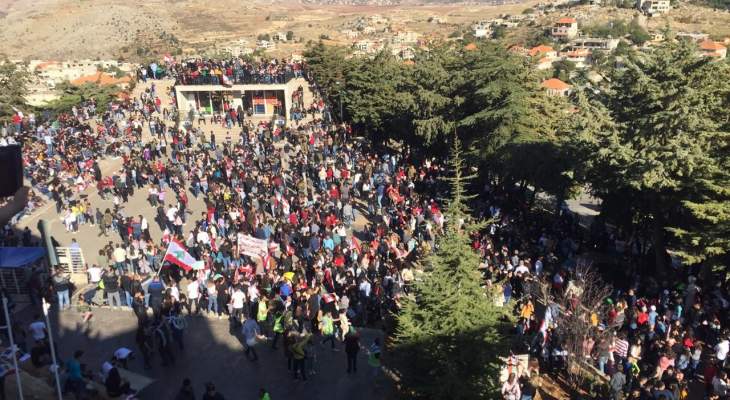 انطلاق مسيرة ثورة الاستقلال من سوق راشيا الاثري الى قلعة الاستقلال