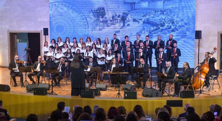 حفلة للغناء العربي في جامعة الروح القدس - الكسليك بقيادة غادة شبير
