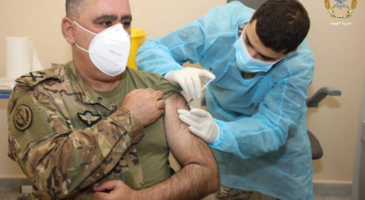 الجيش: انطلاق حملة التلقيح في المستشفى العسكري ومراكز الطبابة بالمناطق