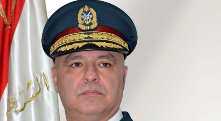 قائد الجيش ترأس حفل تكريم مالك شمص لمناسبة إحالته على التقاعد