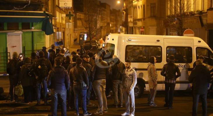 RTL: الانتحاريين الذين نفذوا العمليات في باريس يحملون الجنسية الفرنسية