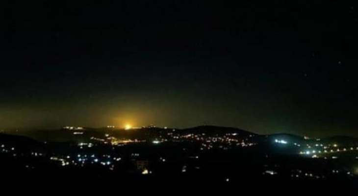 قنابل مضيئة وطائرات مسيّرة إسرائيلية فوق القطاع الغربي