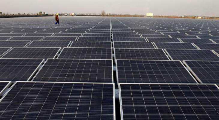 بدء تشغيل أول محطة لتوليد الكهرباء بالطاقة الشمسية في أسوان المصرية