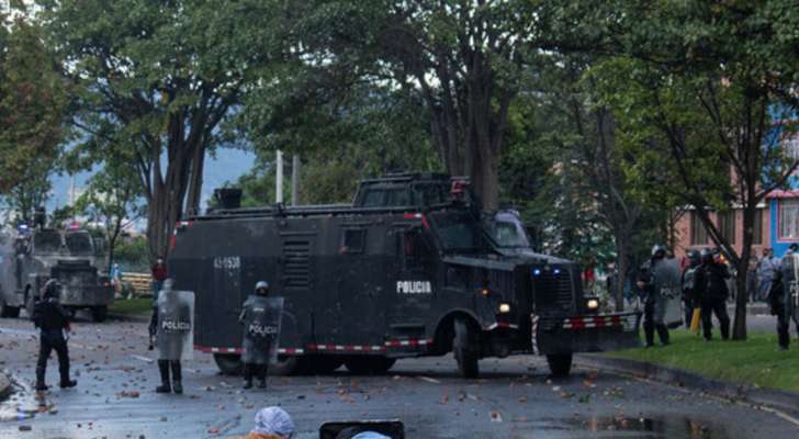إشتباكات بين الشرطة ومتظاهرين في عدة مدن كولومبية