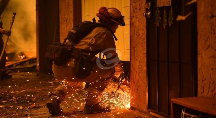 صحيفة أميركية: السيطرة على 56 بالمئة من حرائق كاليفورنيا