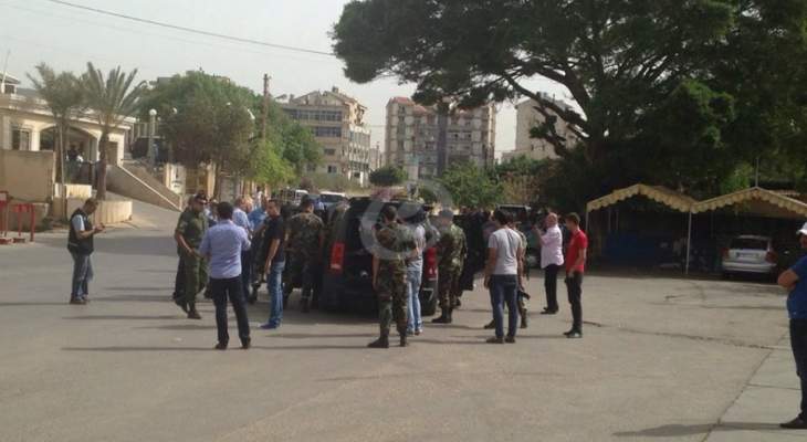 النشرة: السيارة المشتبه بها أمام قصر طلال ارسلان خالية من المتفجرات