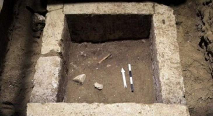 العثور على رفات 5 أشخاص في مقبرة يونانية غامضة