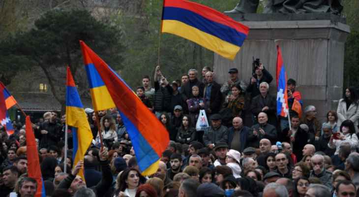 آلاف يتظاهرون في أرمينيا ضد تقديم تنازلات لأذربيجان حول ناغورني قره باغ