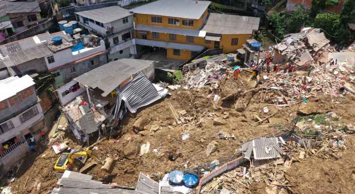 ارتفاع حصيلة قتلى الفيضانات والانهيارات الأرضية في بيتروبوليس بالبرازيل إلى 165