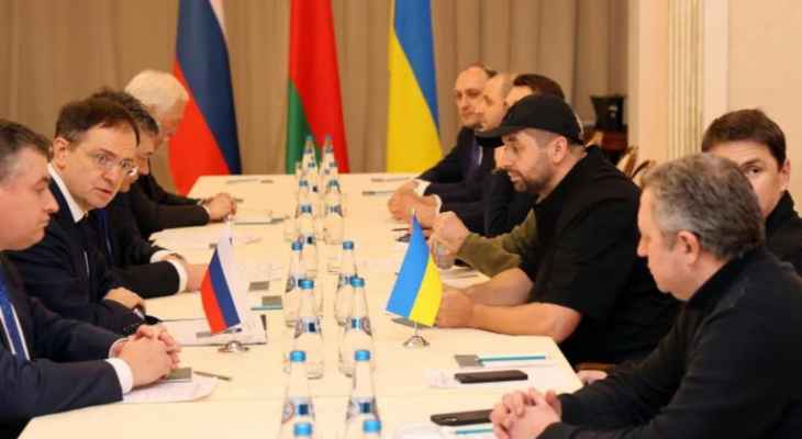 انتهاء الجولة الثالثة من مفاوضات موسكو وكييف ووفد أوكرانيا يتحدث عن "نتائج إيجابية" حول الممرات الإنسانية