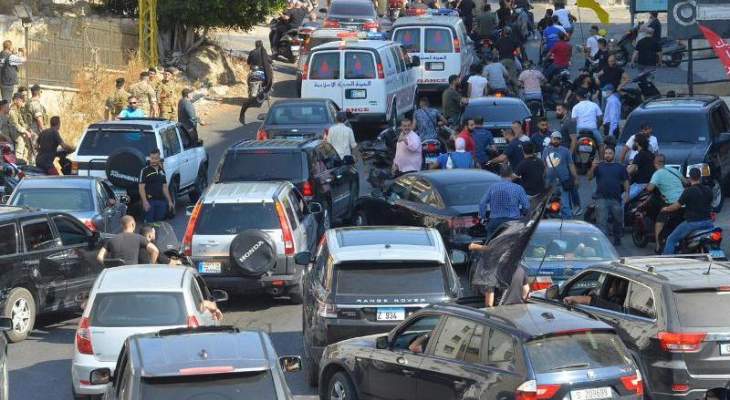 الجديد: الجيش يخلي جثمان علي شبلي و15 فرداً من عائلته كانوا محتجزين في منزل شبلي في خلدة