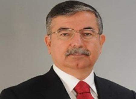 وزير تركي: لم توقع اتفاقية بين تركيا واميركا لتدريب المعارضة السورية
