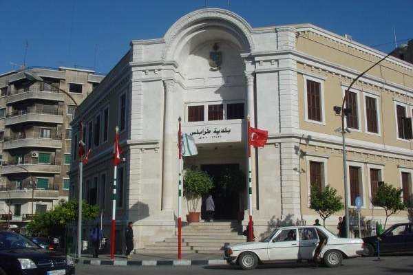 بلدية طرابلس نظفت البراحات الخاصة والازقة في قبر الزيني