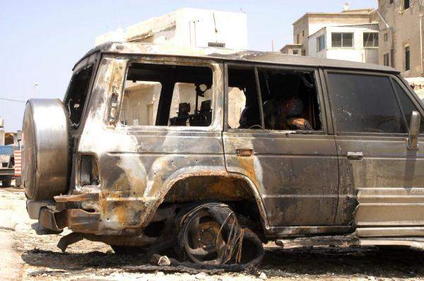مجهولون من بلدة مشحا اقدموا على احراق سيارة الجندي عبد الرحمن شعبان