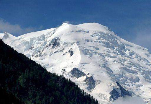 مقتل شخصين في انهيار جليدي في جبال الألب الايطالية