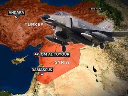 &quot;الجزيرة&quot;: اسقاط طائرة مقاتلة على الحدود التركية السورية بريف اللاذقية
