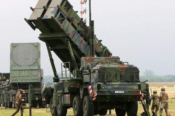 حكومة رومانيا:تسلمنا منظومات صواريخ باتريوت المضادة للطائرات من أميركا