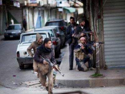 النشرة: اشتباكات في مخيم اليرموك بين داعش ومجموعات فلسطينية