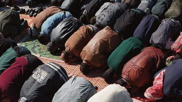 مديرية الأوقاف أعلنت إعادة فتح المساجد لأداء صلاة الجمعة ابتداء من 22 أيار