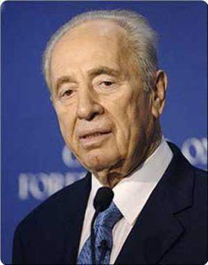 بيريز أعلن دعمه لزعيم المعارضة الإسرائيلي كرئيس وزراء خلفا لنتانياهو 