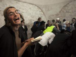 الغارديان: الشين بيت يعتقل متطرفين يهود للاشتباه في هجومهم على كنيسة